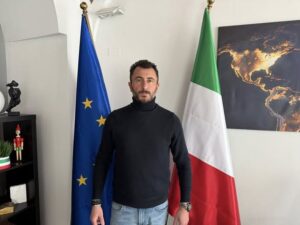 Emanuele Pozzolo parla di Futuro Nazionale EMANUELE POZZOLO UNO